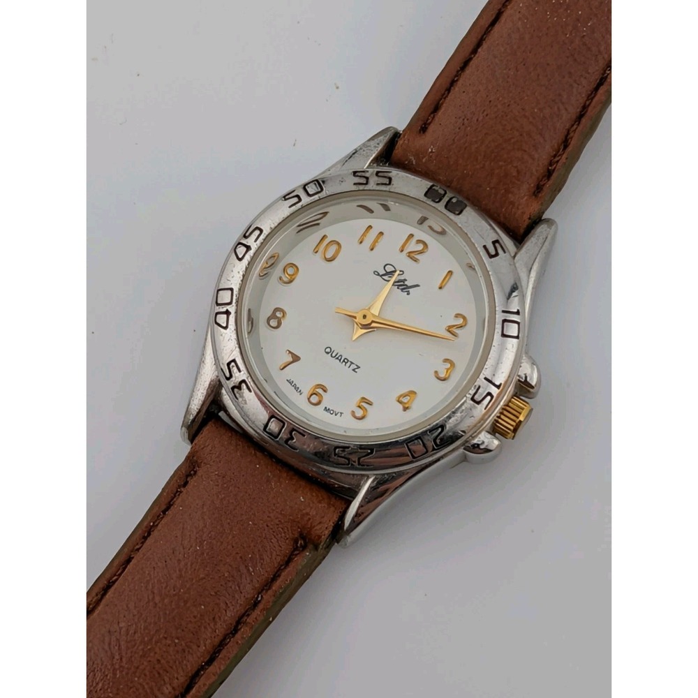 Vintage Ltd.‎ Watch Women 27mm Silver Case Brown Leather Band- New Battery